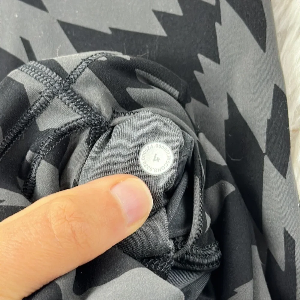 Lululemon Wunder Train High-Rise Tight 25